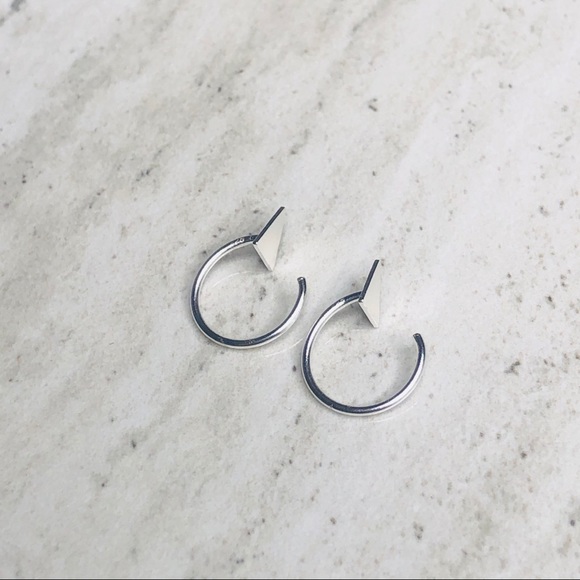 925 Sterling Silver Triangle Ear Hugger Earrings - Picture 13 of 16